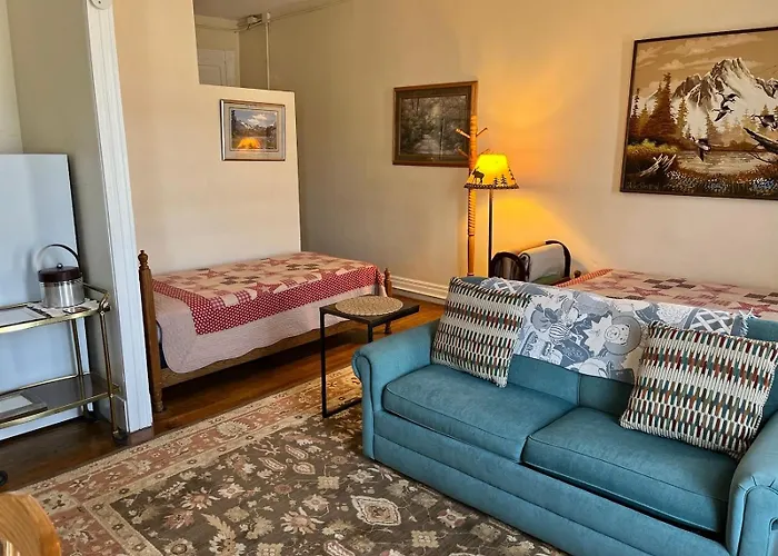 Historic Capitol Vacation Downtown Appartement